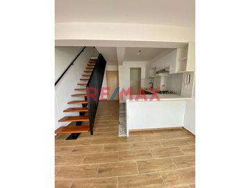 Hermoso Y Exclusivo Triplex En Pueblo Libre