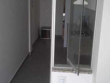 VENDO LINDO DPTO DE ESTRENO DE 3DORM DE ESTRENO CERCA A PARQUES