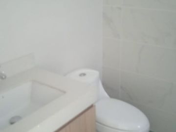 VENDO LINDO DPTO DE ESTRENO DE 3DORM DE ESTRENO CERCA A PARQUES