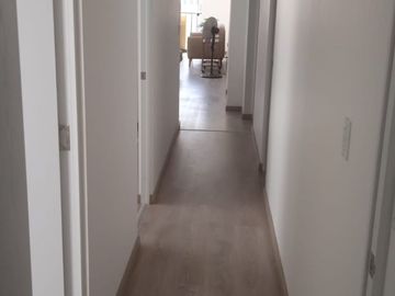 VENDO LINDO DPTO DE ESTRENO DE 3DORM DE ESTRENO CERCA A PARQUES