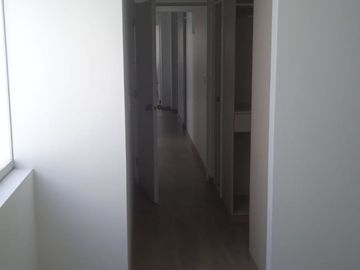 VENDO LINDO DPTO DE ESTRENO DE 3DORM DE ESTRENO CERCA A PARQUES
