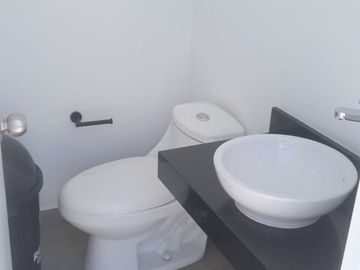 VENDO LINDO DPTO DE ESTRENO DE 3DORM DE ESTRENO CERCA A PARQUES