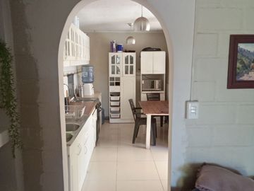 HERMOSA CASA EN PEÑAFLOR LAS PALMERAS