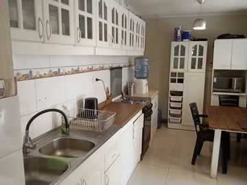 HERMOSA CASA EN PEÑAFLOR LAS PALMERAS