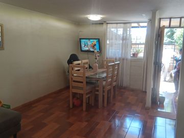 HERMOSA CASA EN PEÑAFLOR LAS PALMERAS