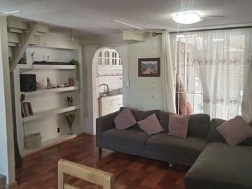 HERMOSA CASA EN PEÑAFLOR LAS PALMERAS