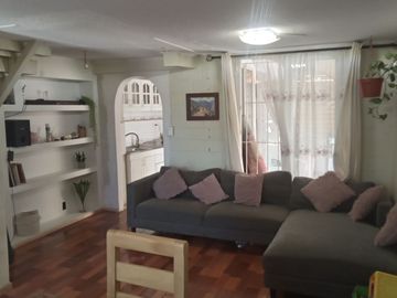 HERMOSA CASA EN PEÑAFLOR LAS PALMERAS