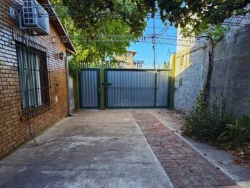 CASA EN VENTA SOBRE AV. GRANADEROS SAN RAFAEL MENDOZA