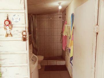 AMPLIA Y COMODA CASA EN PADRE HURTADO