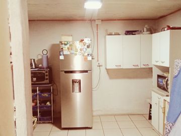 AMPLIA Y COMODA CASA EN PADRE HURTADO