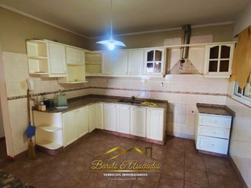 CASA & DEPARTAMENTOS EN VENTA JUAREZ CELMAN SAN RAFAEL MENDOZA