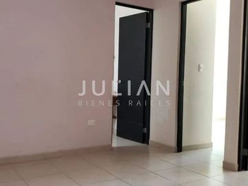 Casa en venta en Puerta de Anáhua en Escobedo de 3 niveles