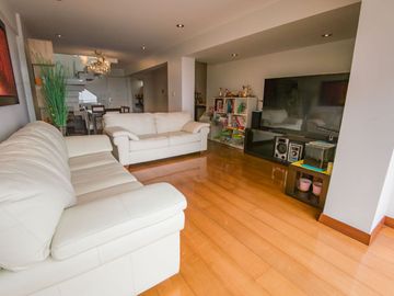 SE VENDE DUPLEX EN LA MEJOR ZONA DE MAGDALENA - 1 ESTACIONAMIENTO