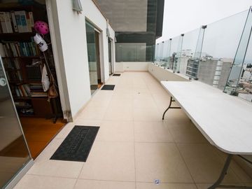 SE VENDE DUPLEX EN LA MEJOR ZONA DE MAGDALENA - 1 ESTACIONAMIENTO