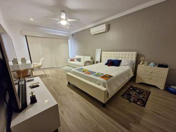 LAGUNA CLUB VIA A LA COSTA CASA DE LUJO EN VENTA