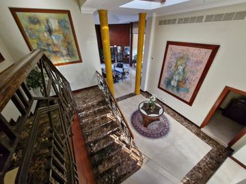 LAGUNA CLUB VIA A LA COSTA CASA DE LUJO EN VENTA