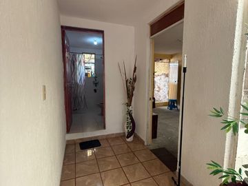 CASA EN VENTA 4 REC COL. PRIMO TAPIA $2,770,000 (Por el de abastos)