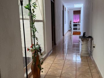 CASA EN VENTA 4 REC COL. PRIMO TAPIA $2,770,000 (Por el de abastos)