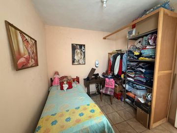 CASA EN VENTA 4 REC COL. PRIMO TAPIA $2,770,000 (Por el de abastos)