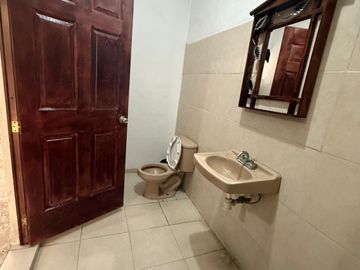 CASA EN VENTA 4 REC COL. PRIMO TAPIA $2,770,000 (Por el de abastos)