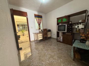 CASA EN VENTA 4 REC COL. PRIMO TAPIA $2,770,000 (Por el de abastos)