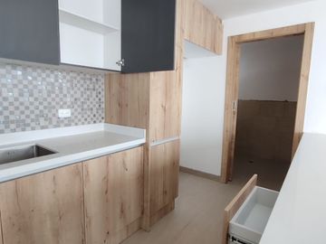 CASA DE VENTA EN TUMBACO DE 3 DORMITORIOS QUITO ECUADOR