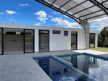 CASA DE VENTA EN TUMBACO DE 3 DORMITORIOS QUITO ECUADOR