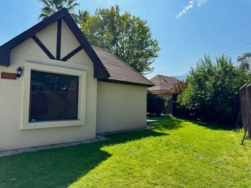 Oportunidad Inmobiliaria! Casa de 4d 4b 346 m2 calle Simón González 8868 La Reina