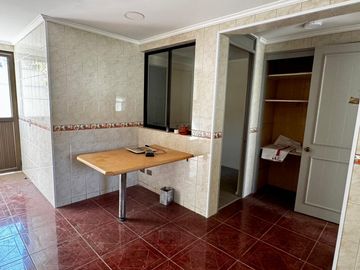 Oportunidad Inmobiliaria! Casa de 4d 4b 346 m2 calle Simón González 8868 La Reina