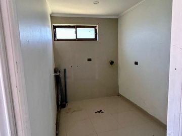 Parcela en Melipilla! con 2 Casas de 357 m2 más terreno de 5.000 m2. Condominio Las Flores.