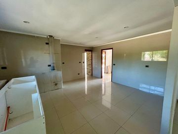 Parcela en Melipilla! con 2 Casas de 357 m2 más terreno de 5.000 m2. Condominio Las Flores.