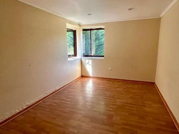Parcela en Melipilla! con 2 Casas de 357 m2 más terreno de 5.000 m2. Condominio Las Flores.