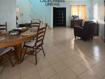 CASA 2 NIVELES CON TERRAZA Y VISTA PANORAMICA AL MAR 📍CAMPO REAL,ROSARITO B.C.