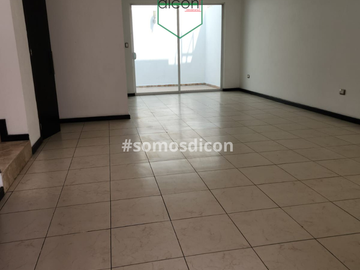 CASA EN VENTA EN ZONA ANAHUAC, CIUDAD JUDICIAL, PERIFERICO