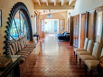 VENDO CASA TIPO HACIENDA CON TODOS LOS SERVICIOS