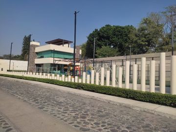 VENDO CASA TIPO HACIENDA CON TODOS LOS SERVICIOS
