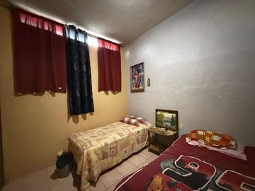 CASA EN VENTA EN COLONIA LAS MARGARITAS, MORELIA:4 REC; SOBRE AV. PRINCIPAL