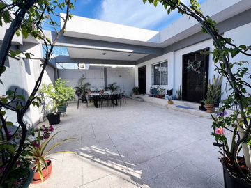 Casa en venta en Miraflores