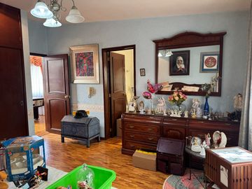 Venta De Casa En El Centro De Toluca,  Preciosa Residencia En Venta En Av. Hidalgo A Una Cuadra De La Alameda