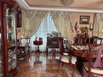 Venta De Casa En El Centro De Toluca,  Preciosa Residencia En Venta En Av. Hidalgo A Una Cuadra De La Alameda
