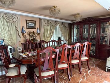 Venta De Casa En El Centro De Toluca,  Preciosa Residencia En Venta En Av. Hidalgo A Una Cuadra De La Alameda