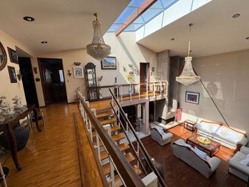 Venta De Casa En El Centro De Toluca,  Preciosa Residencia En Venta En Av. Hidalgo A Una Cuadra De La Alameda