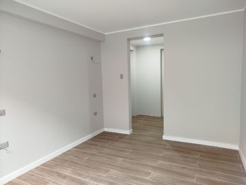 VENTA DE DEPARTAMENTO EN SEGUNDO PISO DE ESTRENO EN LINCE