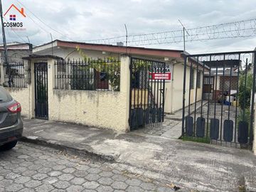 Casa de venta en Otavalo, en la ciudadela Imbaya, 215 m2