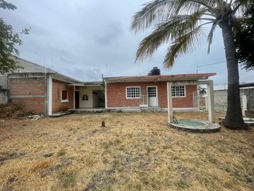 SE VENDEN 2 DEPTOS DE UN SOLO NIVEL CON 350M2DE TERRENO IZTACCÍHUATL CUAUTLA MOR