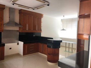 Venta Departamento Duplex en Chacarilla San Borja 420M2