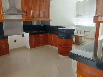 Venta Departamento Duplex en Chacarilla San Borja 420M2