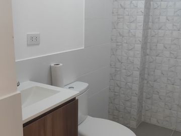 VENDO LINDO DPTO DE ESTRENO DE DOS DORM EN BREÑA