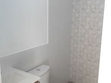 VENDO LINDO DPTO DE ESTRENO DE DOS DORM EN BREÑA