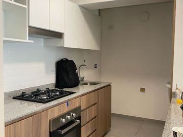 VENDO LINDO DPTO DE ESTRENO DE DOS DORM EN BREÑA